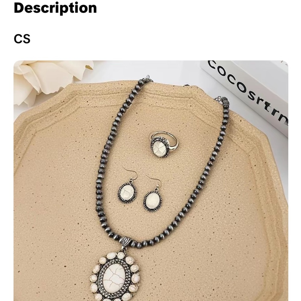 White and Silver Jewelry Set